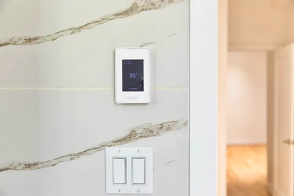 Rented by SERHANT. | media 7