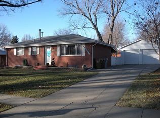 4625 S 45th St, Lincoln, NE 68516