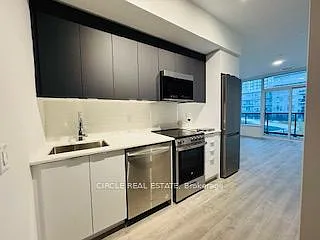 5105 Hurontario St #432 — Photo 4
