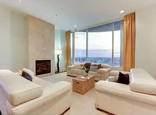 10136 104th St NW #3002, Edmonton, AB T5J0B5