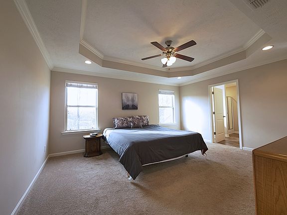 2nd image of 152 Dueler Dr
