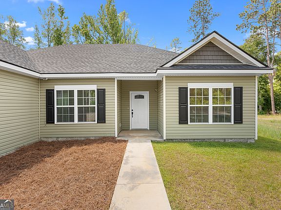 3rd image of 212 Camelia Dr