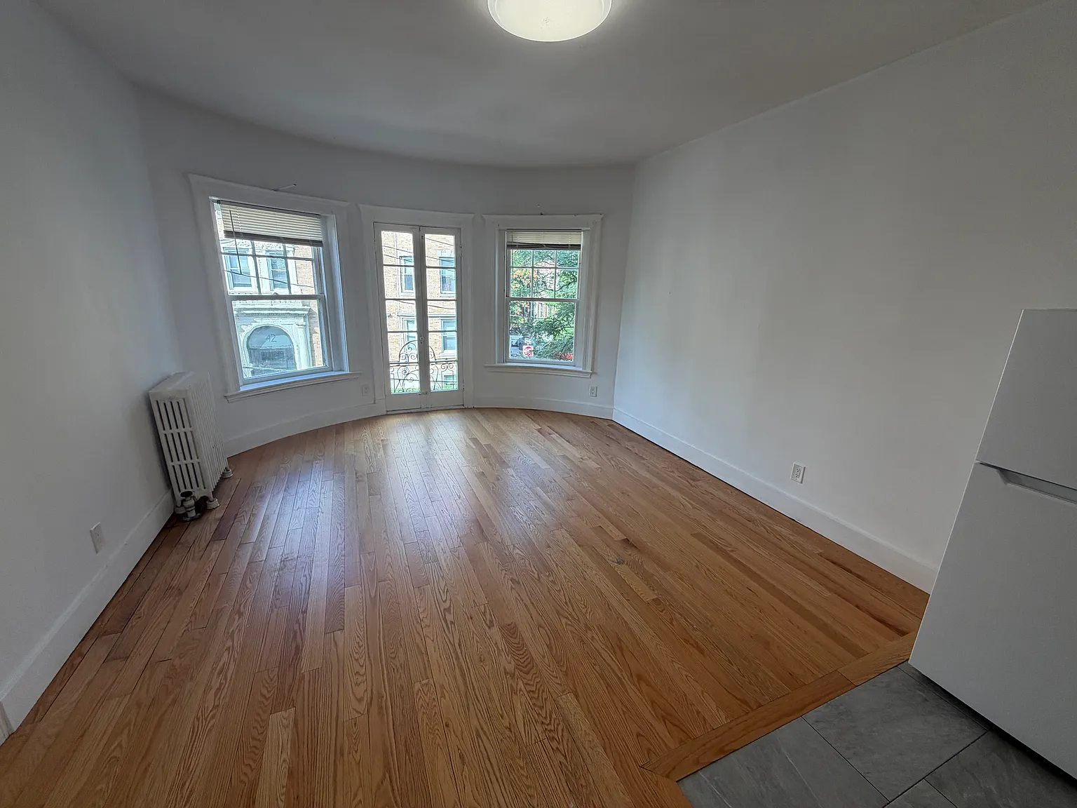 1 bed, 580 sqft, $2,300 — Photo 1