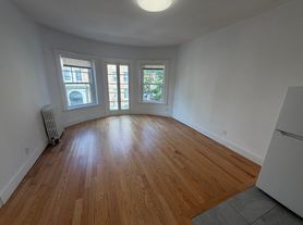 41 Strathmore Rd, Brighton, MA