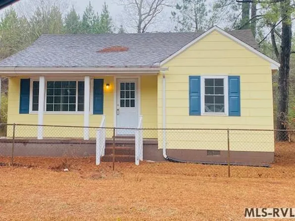 1113 Pleasant Shade Dr, Emporia, VA 23847