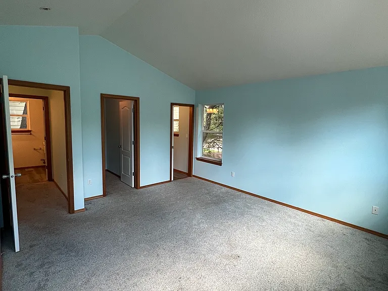 12623 SE Tibbetts St — Photo 13
