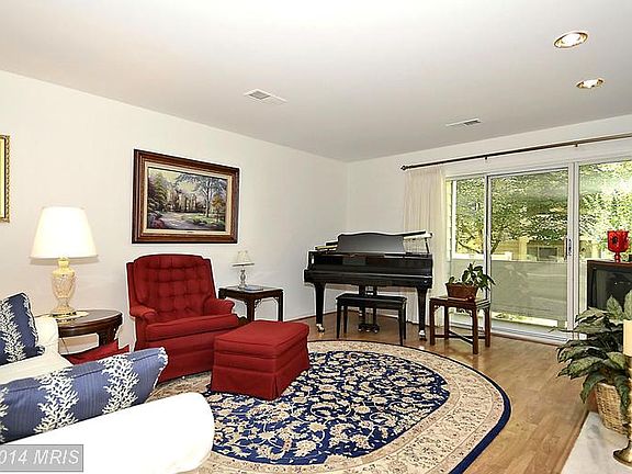 2nd image of 5719 Mayfair Manor Dr #104