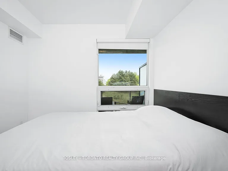 160 Flemington Rd #408 — Photo 18