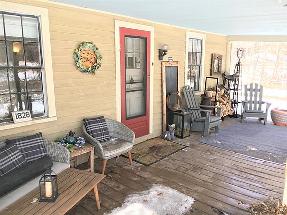 Front porch of House