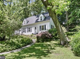 890 Paxon Hollow Rd, Media, PA 19063