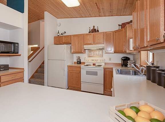 4th image of 2111 Voyager St