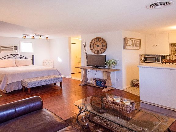 3rd image of 1100 NW 27th St #1106-C