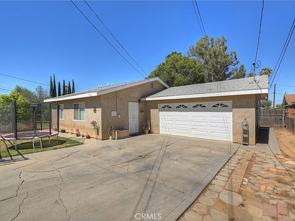 2nd image of 974 Edgar Ave