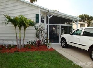 934 Wren Cir, Barefoot Bay, FL 32976