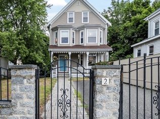 2 Franklin St, Medford, MA 02155