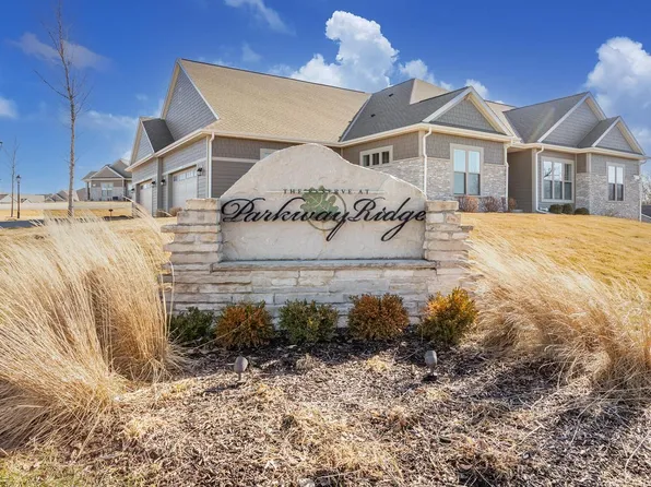 N28W25285 Madeline BOULEVARD -A Bldg 14 Unit 52, Pewaukee, WI 53072