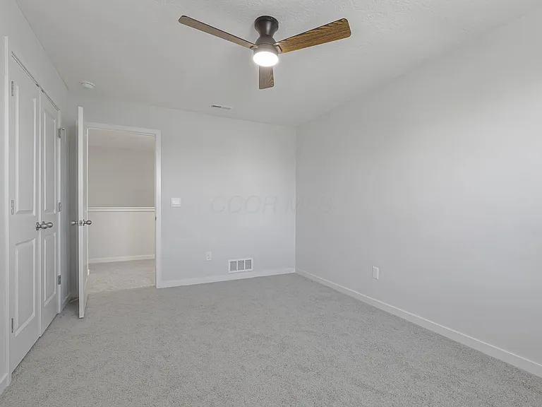 758 Leslie Dr — Photo 43