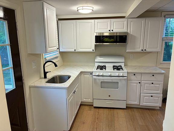4th image of 557 White Horse Pike #A