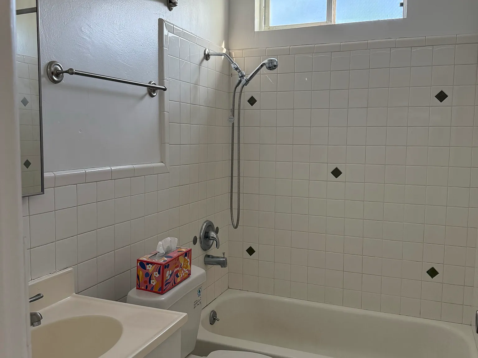 27 E Montana St — Photo 3