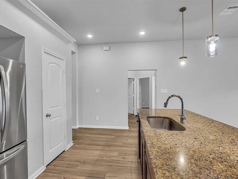 3430 Redbridge Ct — Photo 15