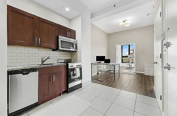 1st image of 2147 2nd Ave #2C
