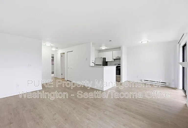 6601 S 8th St — Photo 144