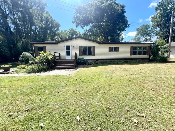 24771 Cass St, Cassopolis, MI 49031