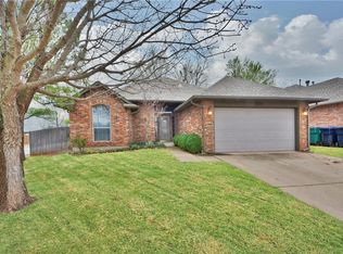 12300 SW 9th St, Yukon, OK 73099