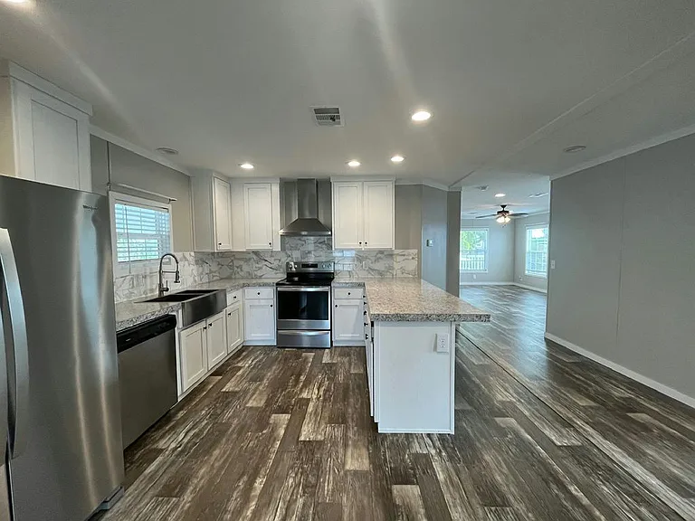 337 Eland Dr #337 — Photo 10