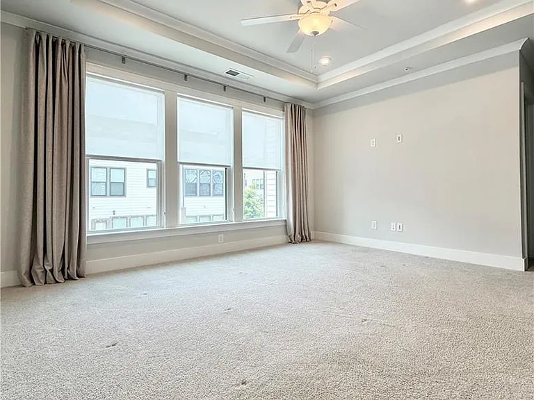 1037 Burnside Pl NW — Photo 12