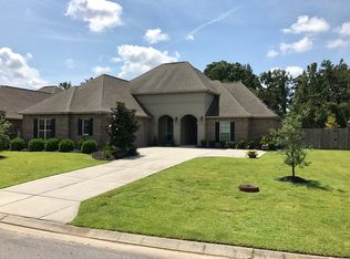 8132 Superior Dr, Denham Springs, LA 70726