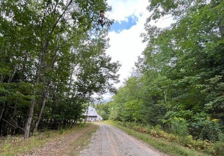 2nd image of 40 Coles Ct