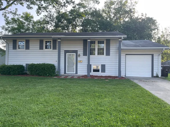 1805 Eater Dr, Rantoul, IL 61866