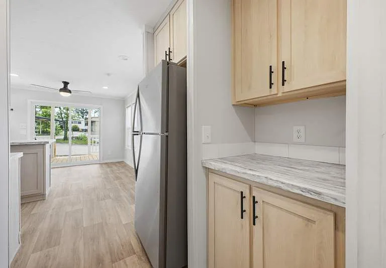 84 Maple Path Ln — Photo 8