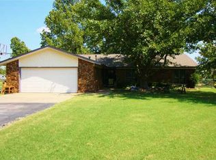 520 S Ebeling Dr, Mustang, OK 73064