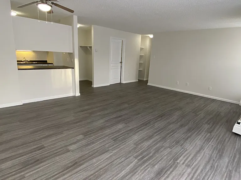 21 Macdonald Dr — Photo 50