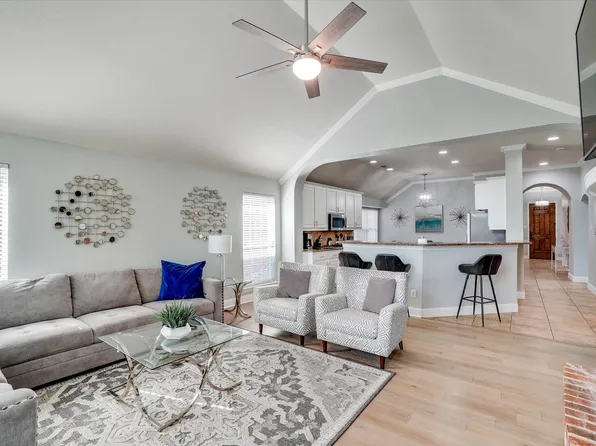 1240 Wilson Dr, Argyle, TX 76226