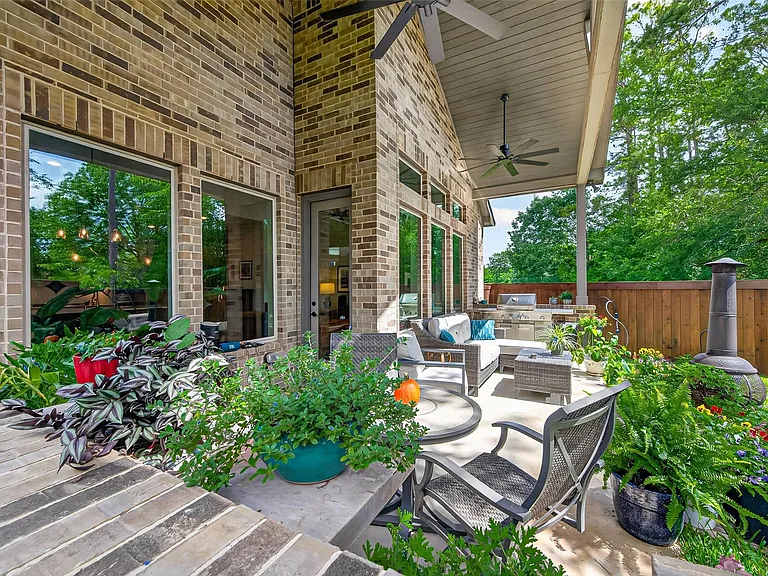 9979 Pebble Glen Dr — Photo 41