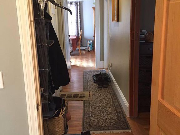 4th image of 184 Lowell St #2