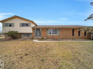 37708 Big Hand Rd, Richmond, MI 48062