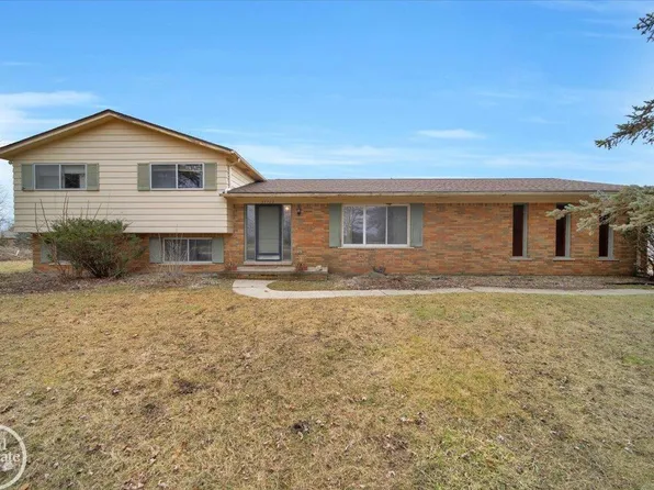 37708 Big Hand Rd, Richmond, MI 48062