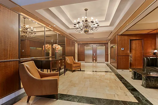 Sold by Corcoran | media 19