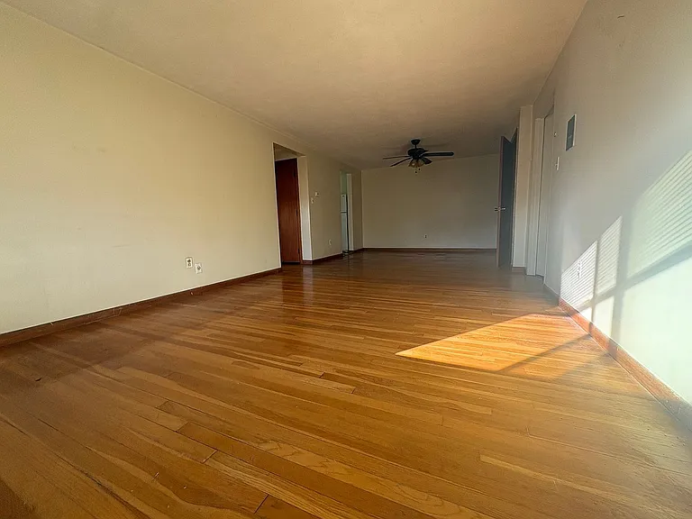 14 Mount Pleasant St #12 — Photo 2