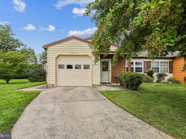 6854 Snowberry Ct, Frederick, MD 21703