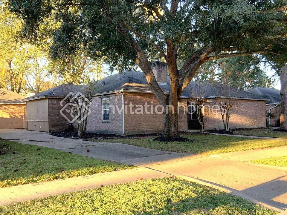 1st image of 16395 Havenpark Dr