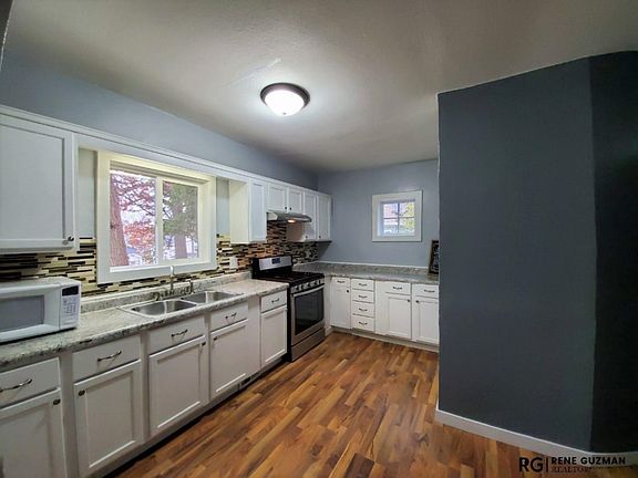 4th image of 1409 North Ave NE