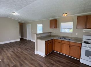 136 Yellow Pine Ln, Ochlocknee, GA 31773