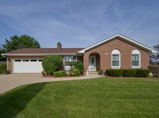 10317 Cindy Jo Ave, Huntley, IL 60142