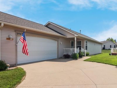 2042 Landview Dr, Traverse City, MI, 49686