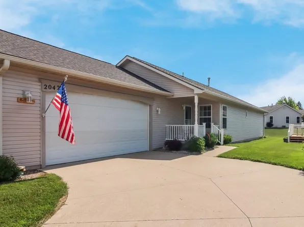 2042 Landview Dr, Traverse City, MI 49686